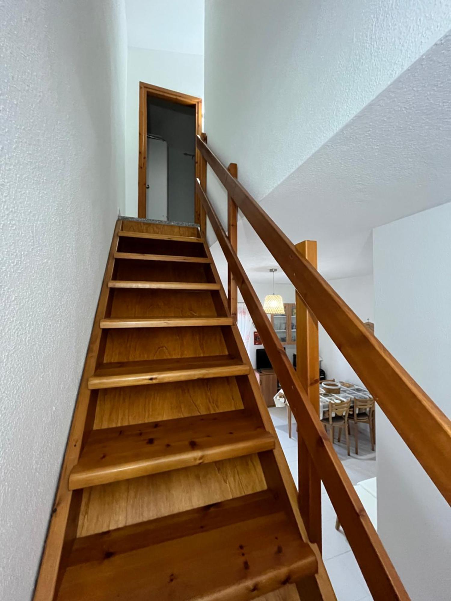 Casa Sviluppata Su Due Piani Con Doppia Veranda E Parcheggio Privato San Teodoro  Exterior foto