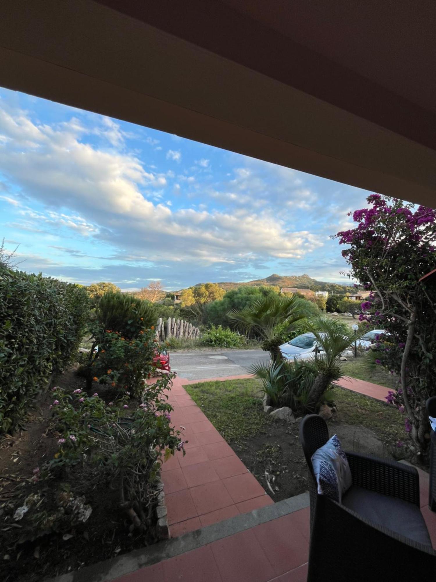 Casa Sviluppata Su Due Piani Con Doppia Veranda E Parcheggio Privato San Teodoro  Exterior foto